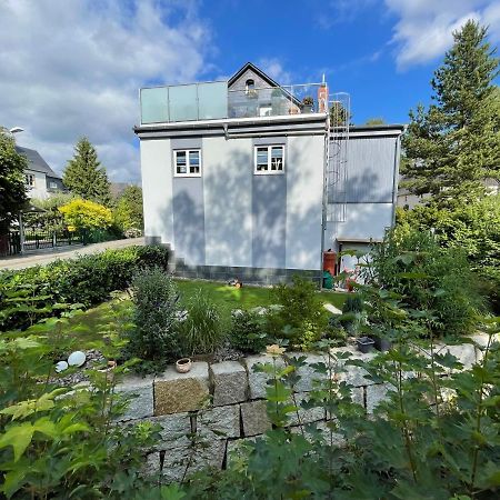 Ferienhaus Villa Adelsberg Mit Dachterrasse In Zentraler Lage Fuer Bis Zu 10 Personen เคมนิตซ์ ภายนอก รูปภาพ