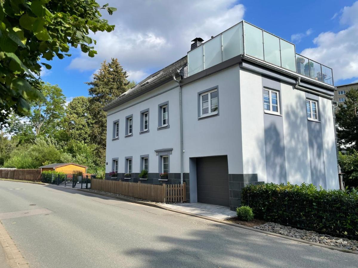 Ferienhaus Villa Adelsberg Mit Dachterrasse In Zentraler Lage Fuer Bis Zu 10 Personen เคมนิตซ์ ภายนอก รูปภาพ