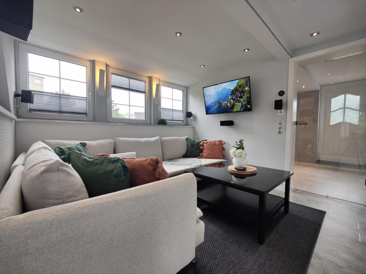 Ferienhaus Villa Adelsberg Mit Dachterrasse In Zentraler Lage Fuer Bis Zu 10 Personen เคมนิตซ์ ภายนอก รูปภาพ