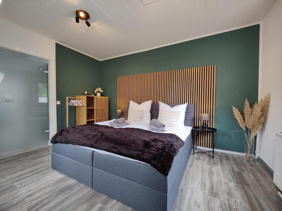 Ferienhaus Villa Adelsberg Mit Dachterrasse In Zentraler Lage Fuer Bis Zu 10 Personen เคมนิตซ์ ภายนอก รูปภาพ